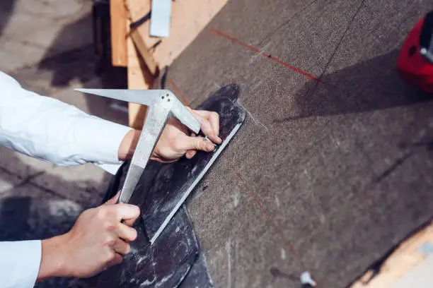 Travaux toiture artisan couvreur Abondance